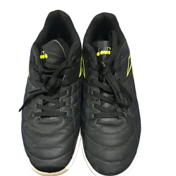 DIADORA men sz 7 women sz 8/9 Black yellow Indoor Soccer Shoes - Picture 1 of 7